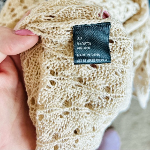 NWT Forever 21 crochet maxi dress. Size large - Picture 6 of 7